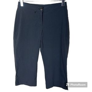 🍄3/50$🍄 LOLË stretch outdoor sports casual black capri size 4